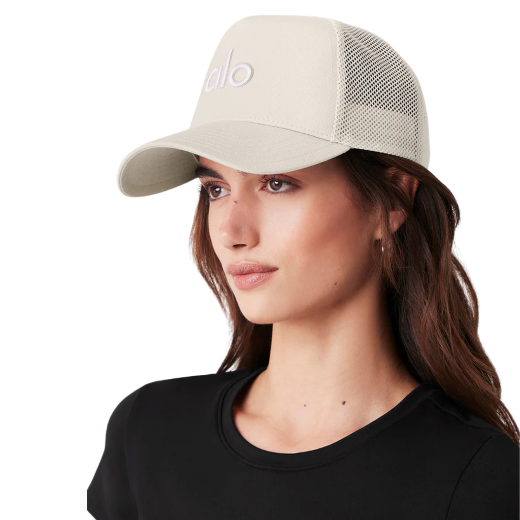 Alo Yoga District Trucker Hat Bone