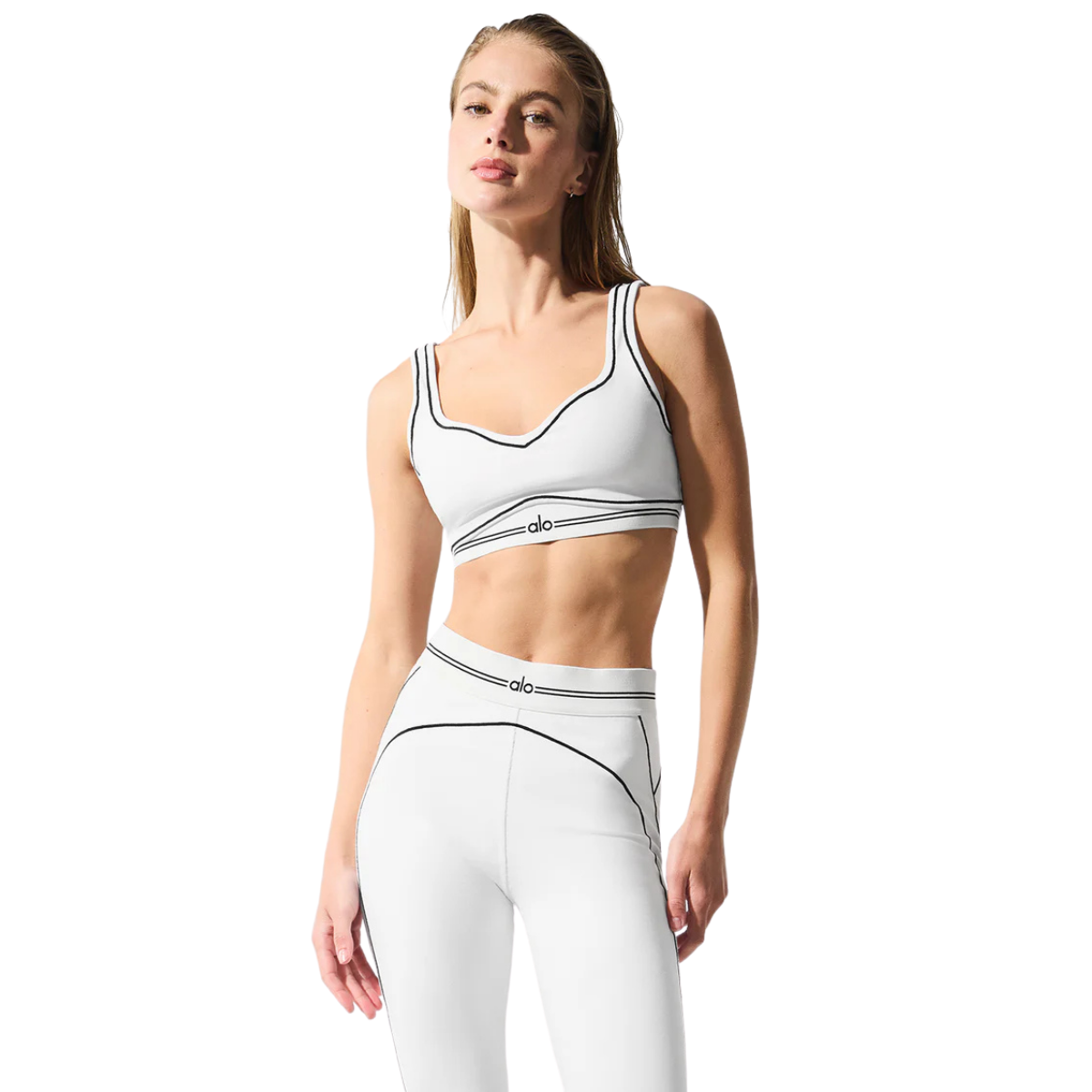 Alo Yoga Women's Airbrush Heart Throb Bra White Black