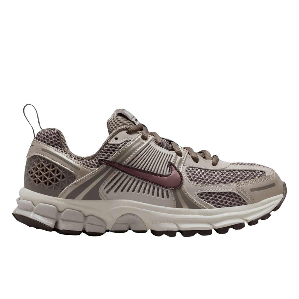 Nike Vomero 5 Taupe Haze Silt Red Tattoo GS