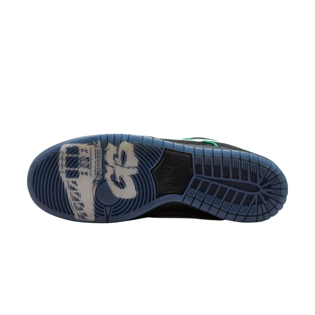 Nike SB Dunk Low Bronx Girls Skate