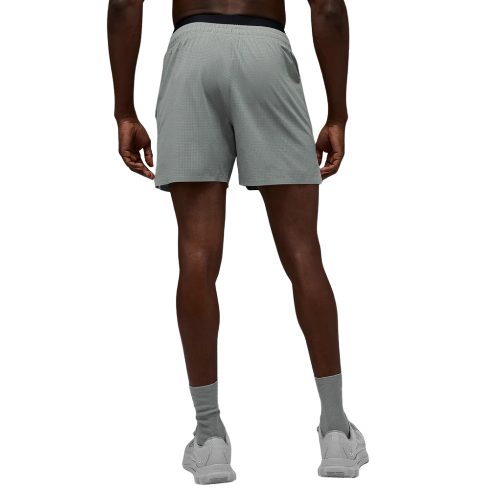 Alo Yoga 5" Traction Running Short Lunar Grey