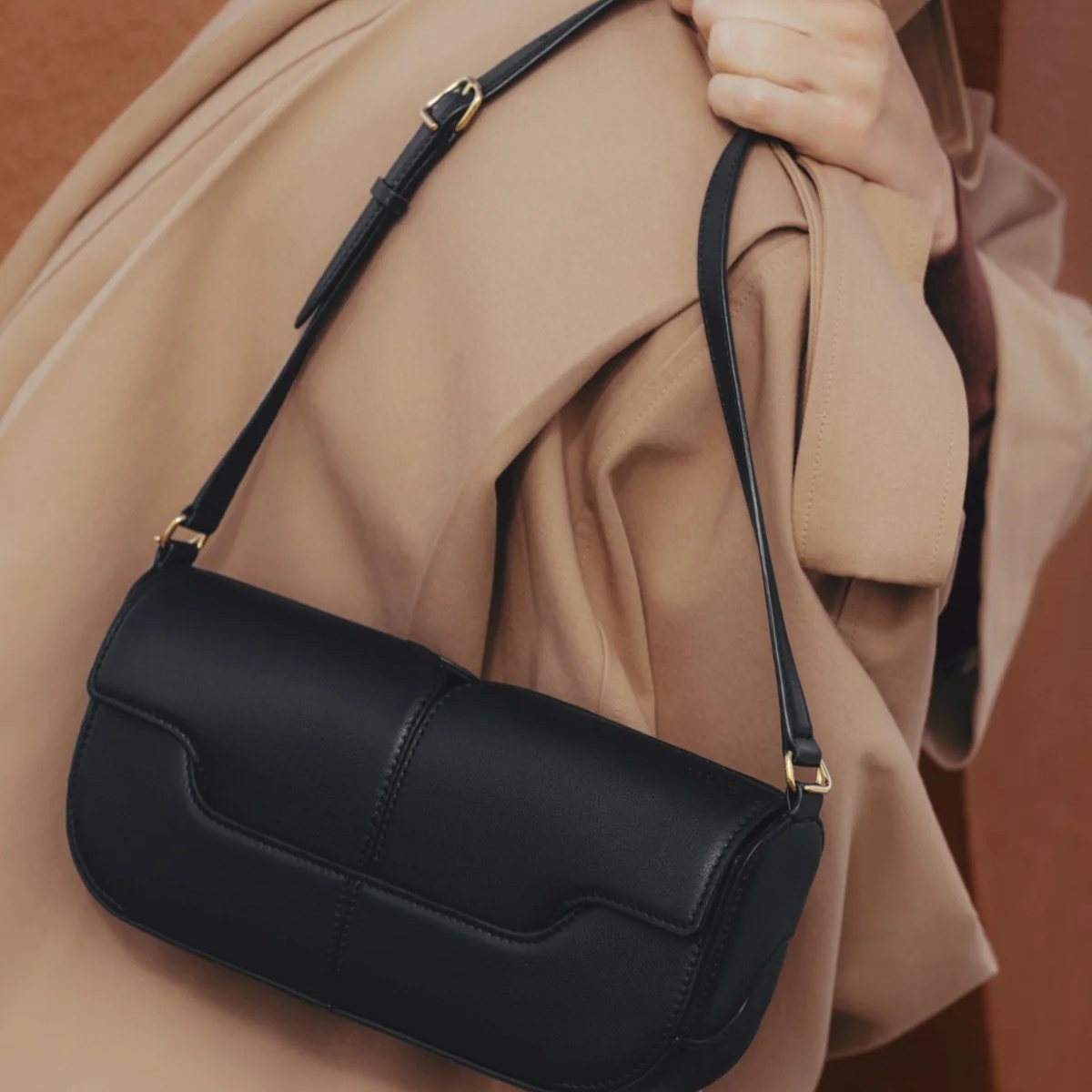Polene Osmo Smooth Black with Ecru Stitching