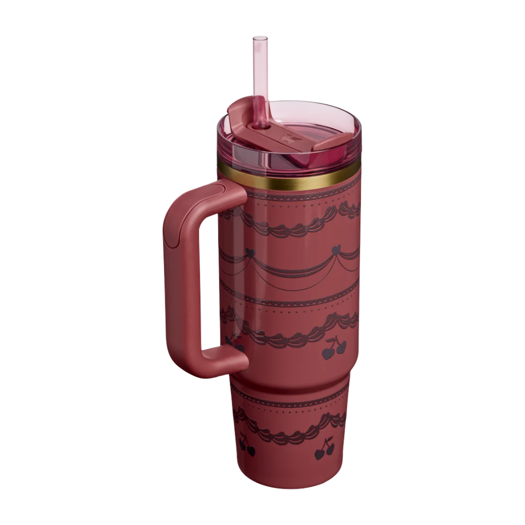 Stanley The Valentine’s Day Quencher H2.0 Flowstate Tumbler | 30 OZ Red Velvet Cake