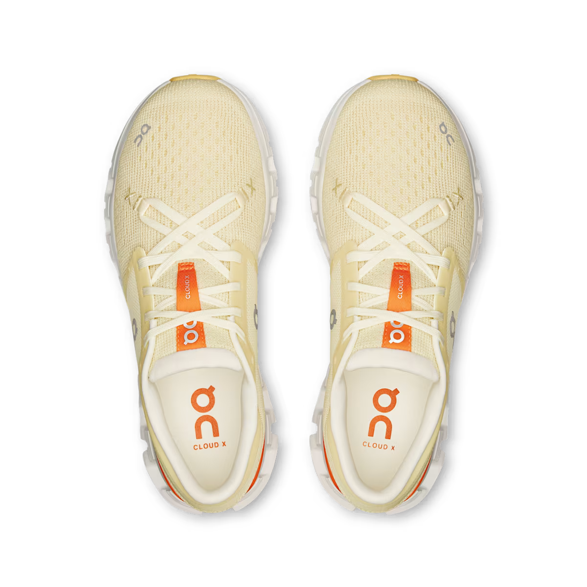 On Running Cloud X 4 Castor Flame (W)