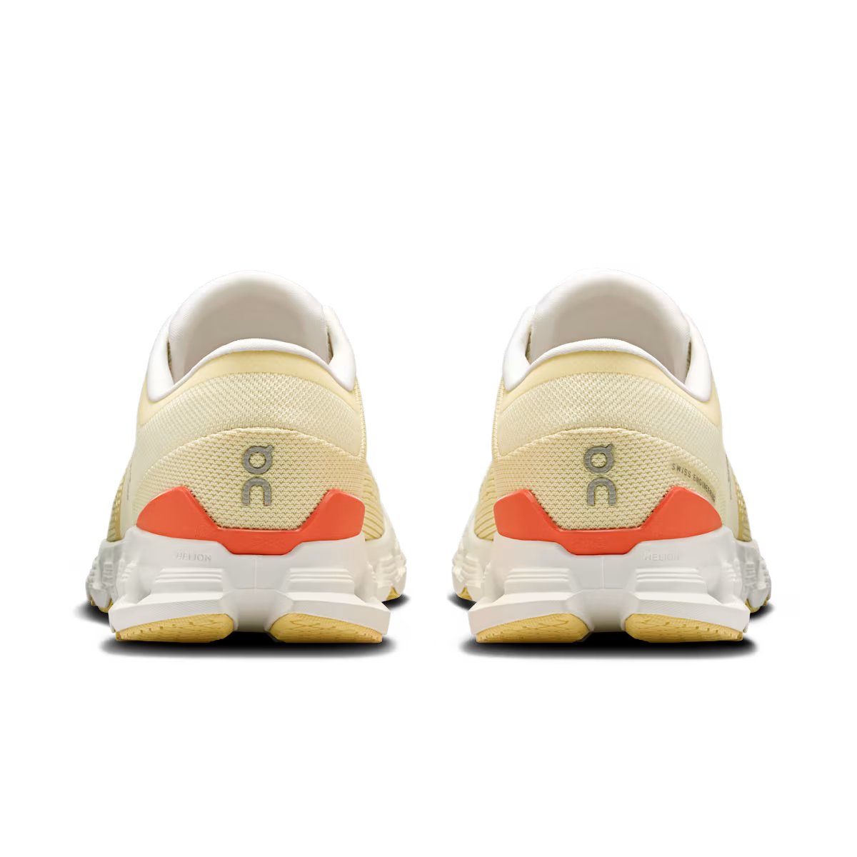 On Running Cloud X 4 Castor Flame (W)