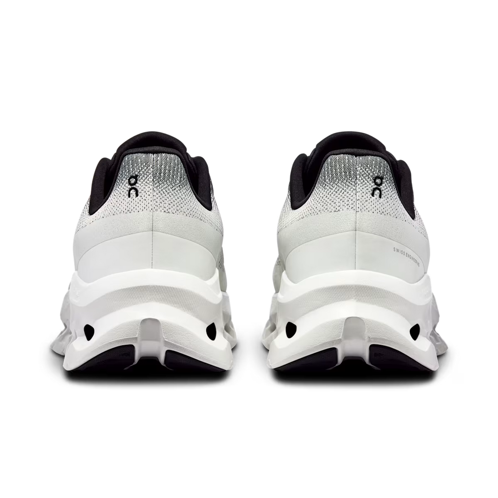 On Running Cloudtilt Black Ivory