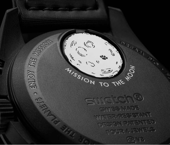 Swatch x Omega Bioceramic Moonswatch Mission To Moonphase Snoopy Black